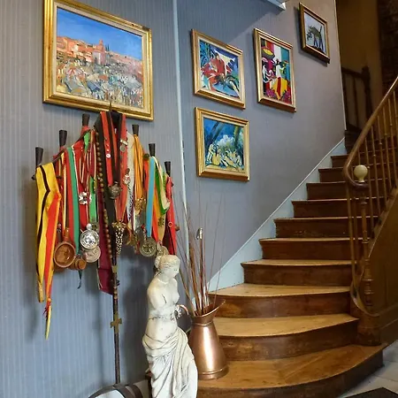 Bed & Breakfast Au Nid De La Madeleine 3*