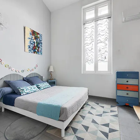 Bed & Breakfast Au Nid De La Madeleine 3*