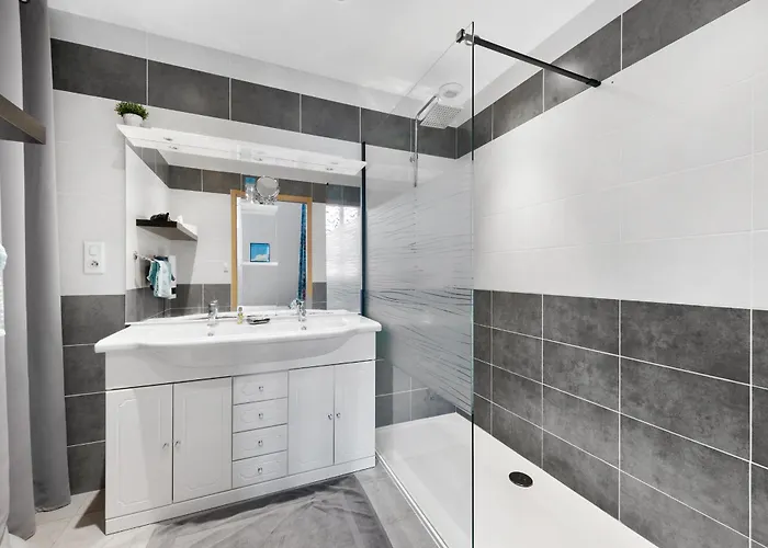 Au Nid De La Madeleine Bed and Breakfast 3*