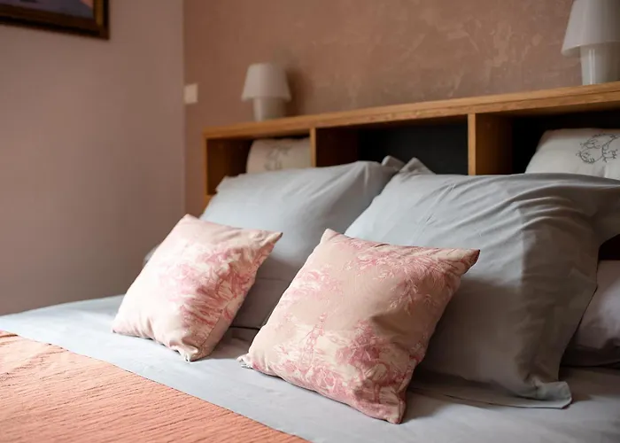 Au Nid De La Madeleine Bed and Breakfast