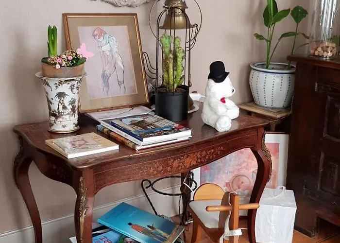 Au Nid De La Madeleine Gaillac