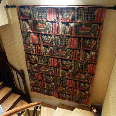 B&B Au Nid De La Madeleine 3*