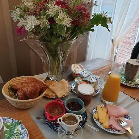 Couette-café Au Nid De La Madeleine *